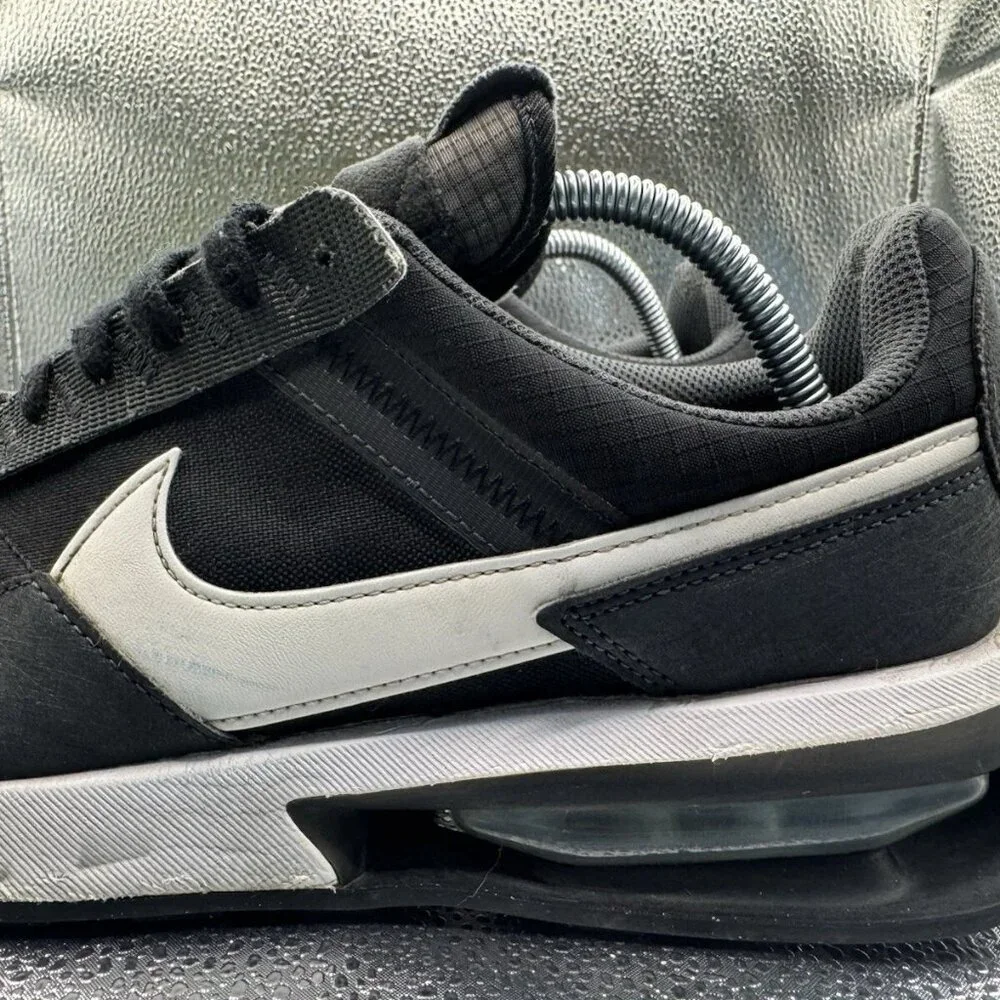RARE 🚀 Size 9.5 - Nike Air Max Pre-Day Black Sneakers DC9402–001 Running‎